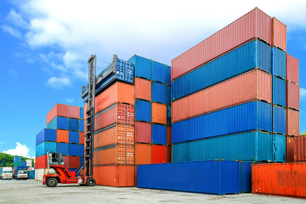 Trước khi đặt vận tải, bạn cần yêu cầu đơn vị vận chuyển cung cấp rõ khung giá vận chuyển để tham khảo và cân nhắc trước khi đặt hàng nhé